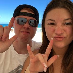 Meet your Posher, Bailey